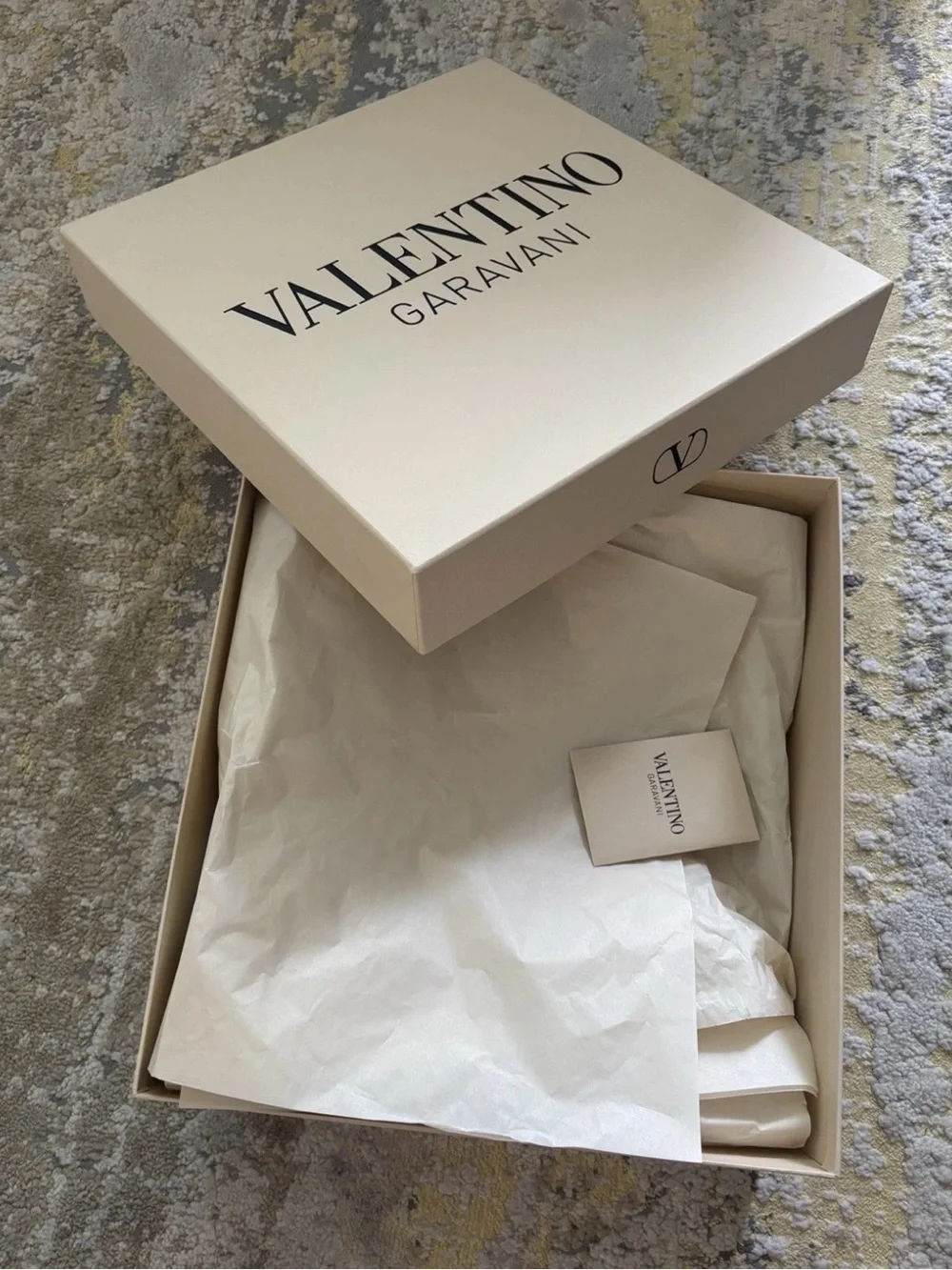 Authentic Valentino Garavani Empty Shoe Box Cream Beige Tissue & Card 13x12x4.5”